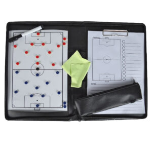 Fussballtrainermappe mit praktischer Magnettafel und Taktikblock