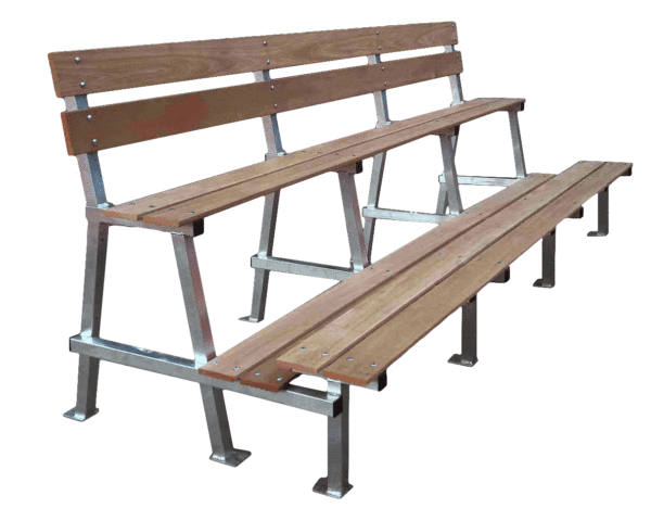 Tribünenbank aus Holzlatten mit zwei Sitzstufen